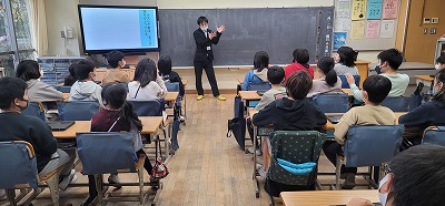 写真:情報教育の研究授業1