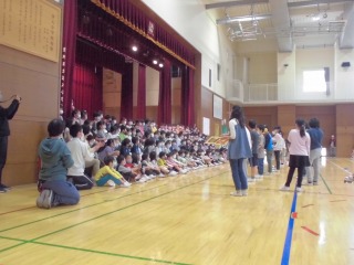 写真:1年生を迎える会1