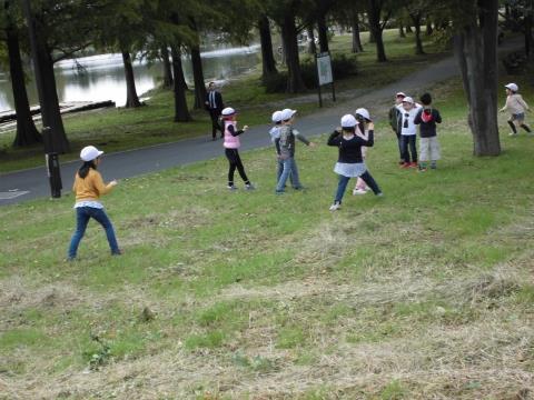 写真:舎人公園遠足(1年生)2