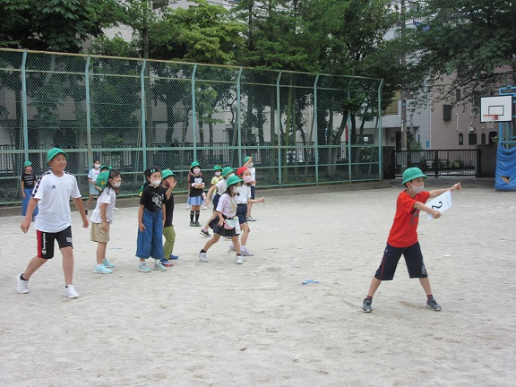 写真:たてわり中遊び3