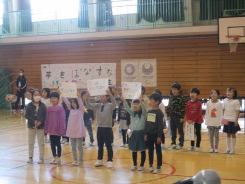 写真:六年生を送る会2