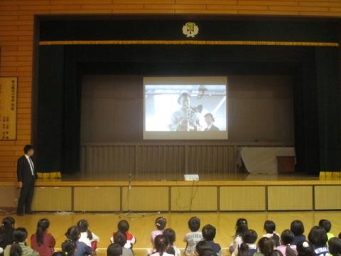 写真:全校朝会