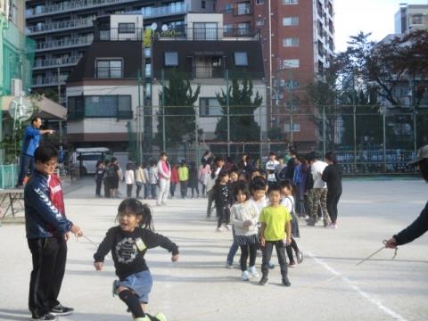 写真:体育朝会