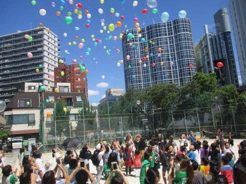 写真:創立百周年記念集会2