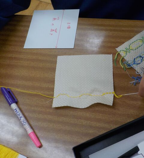 スウェーデン刺繍