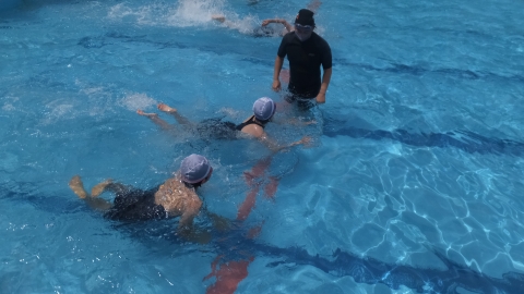 写真:水泳の学習