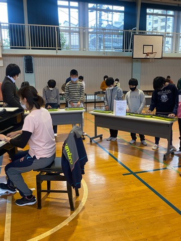 写真:わかくさ学級　卒業生を送る会　合同練習3