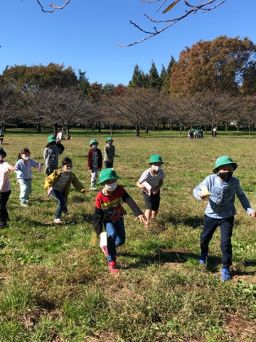 写真:1・2年生合同遠足1