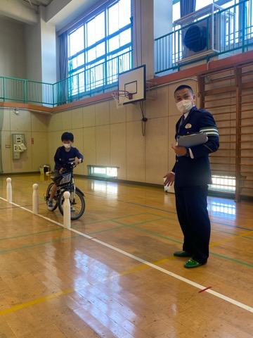 写真:4年生　自転車教室2