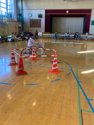 写真:4年生　自転車教室3