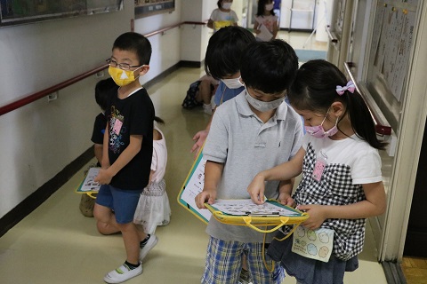 写真:学校探検2
