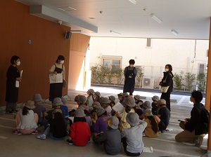 写真:図書館見学4