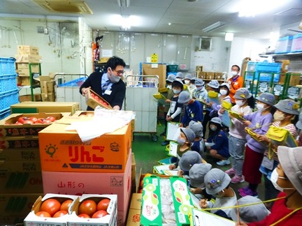 写真:八百屋さんコーナー1