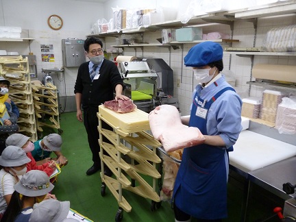 写真:お肉屋さんコーナー1