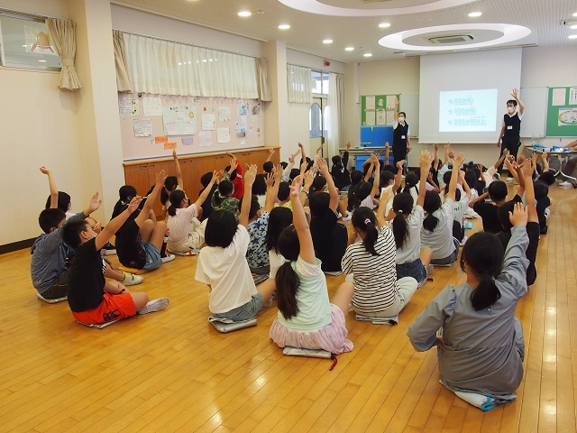 写真:水道キャラバン1