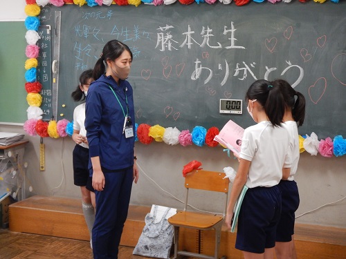 写真:教育実習の先生とのお別れ会4