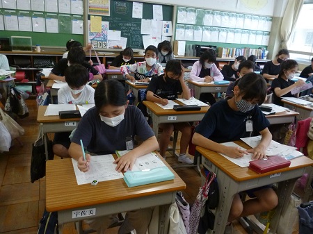 写真:英語学習の様子1