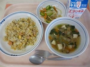 写真:11月30日の給食