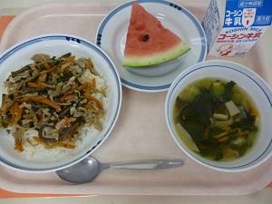 写真:7月15日の給食