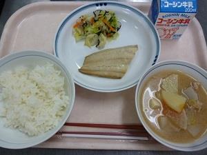 写真:5月17日の給食