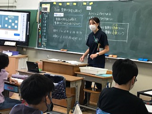 写真:算数の学習の様子3