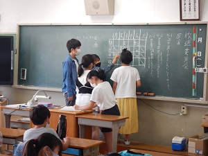 写真:委員会活動の様子3