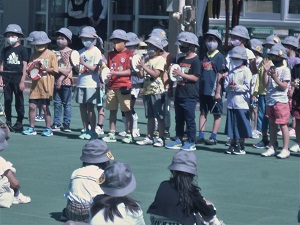 写真:1年生をむかえる会の様子3