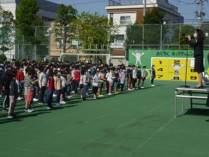 写真:1年生対面式の様子2