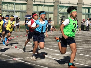 写真:6年生連合運動会の様子1