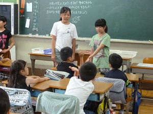 写真:異学年交流の様子1