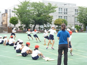 写真:反復横とび