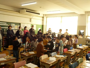 写真:学校公開の様子2