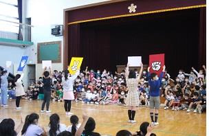 写真:1年生をむかえる会1