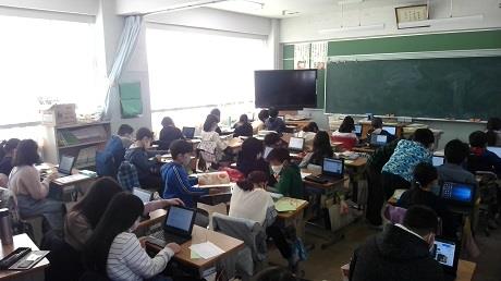 写真:学習の様子