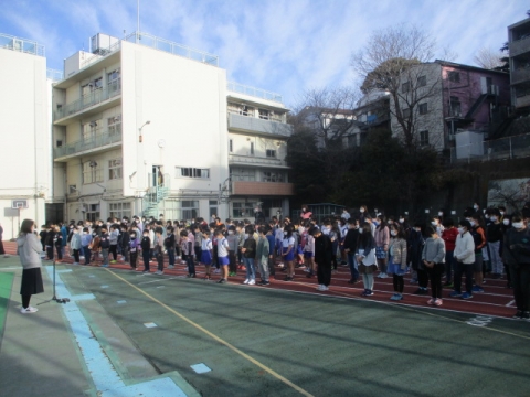 写真:全校朝会