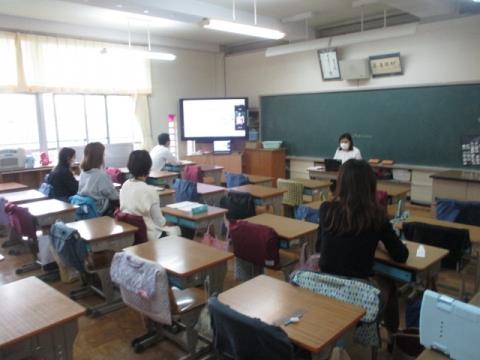 写真:保護者会はハイブリッド