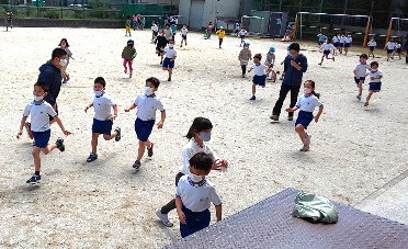 写真:休み時間1(4月15日)