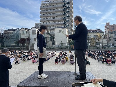 写真:表彰の様子(11月29日)