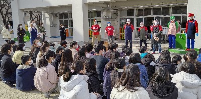 写真:三日メンズ