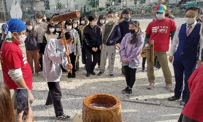 写真:餅つき大会2