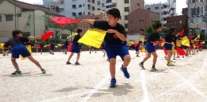 写真:フラッグダンス2