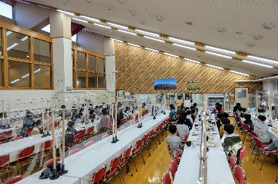 写真:大食堂で朝食