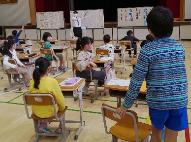 写真:国語の授業2(11月20日)