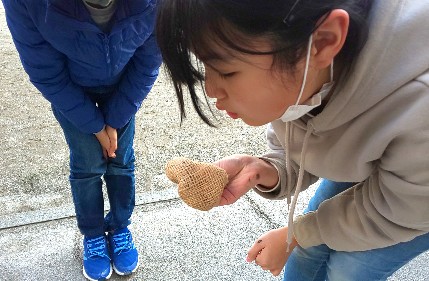 写真:火起こし体験2