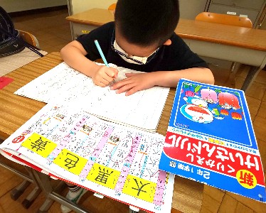 写真:寺子屋の様子3