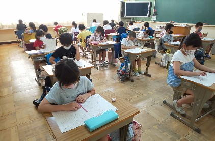 写真:学習到達度調査の様子