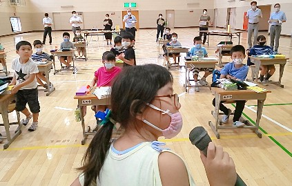 写真:2年生　国語の授業4