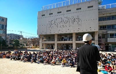 写真:学校対応に学ぶ