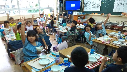 写真:7月12日給食時間3