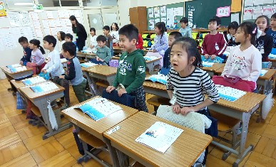 写真:音楽朝会の練習